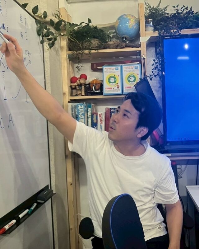 【BusinessWorkshopの様子】

これから起業・フリーランスを目指す方
最前線で働く起業家と”働く”を学ぶ場としてスタートした
TAKE A NAP  BusinessWorkshop

今回は、自身も起業家として活躍される加戸宗光氏を
ファシリテーターとしてお迎えし、強い組織のつくり方を
教えていただきました。

*理想の組織とは
*所属意識の確認
*自分の組織内での立ち位置は
*成長とは何か
　　
自分が理想とする組織や上司や部下との理想の関係を
お互いに話しながら、自分が組織のなかで
どのような役割を担っているのかを再確認していきました。

組織全体として取り組むルールの必要性、
一人一人が自分の立ち位置を理解しながら
成長していける組織のつくり方を学ぶことができました。

次回のBusiness Workshopは、7月26日（土）14：00～ 

現役起業家と挑戦！
スモールステップで始める”小さな事業”の始め方 をテーマに
開催します。

･･･････････････････････････････････････････････････

仕事と休息
1日過ごせるコワーキングスペース
TAKE A NAP

《大山幸町店》
東武東上線『大山駅』より徒歩5分

《千川幸町店》
有楽町線・副都心線『千川駅』より徒歩10分

X (旧 Twitter)
https://mobile.twitter.com/takeanap_jp/

#板橋区
#豊島区
#練馬区
#大山駅
#中板橋駅
#千川駅
#要町駅
#小竹向原駅
#コワーキングスペース
#コミュニティスペース
#イベントスペース
#ワークスペース
#自習室
#地域交流
#ビジネスワークショップ
#起業家
#個人事業主
#フリーランス
#起業支援
#起業相談
#起業サポート
#コンサルタント
#マネジメント
#人事育成
#組織育成