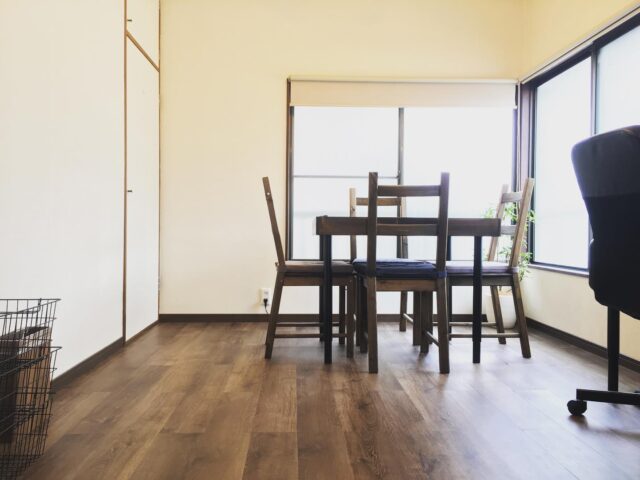 今日は久しぶりに陽射しが強いお天気で、朝から乾きにくい洗濯物を洗って、干しての繰り返し…
疲れましたが、気分はスッキリ✨
明日も晴れるといいなぁ

明日20日は、20時までドロップイン開催します！

【ドロップイン利用料金】
〜1時間　550円
〜2時間　990円
2時間を超えて〜営業終了まで　1,480円
※全て税込

▫️和の雰囲気を残した
　　️小さな小さなコワーキングスペース▫️

東武東上線大山駅より徒歩18分
有楽町線千川駅より徒歩9分
池袋駅西口より国際興業バス
水道タンク裏バス停より徒歩1分
お問い合わせ・ご見学はDM、HPまで

Twitter → https://mobile.twitter.com/takeanap_jp/
HP → https://mmpr.co.jp/solution4/

#板橋区
#豊島区
#千川駅
#大山駅
#小竹向原駅
#要町駅
#テイクアナップ
#TAKEANAP
#コワーキングスペース
#シェアオフィス
#イベントスペース
#ワークスペース
#コミュニティスペース
#自習室
#畳
#畳の部屋
#カフェ
#コーヒー 
#和カフェ 
#japaneseculture